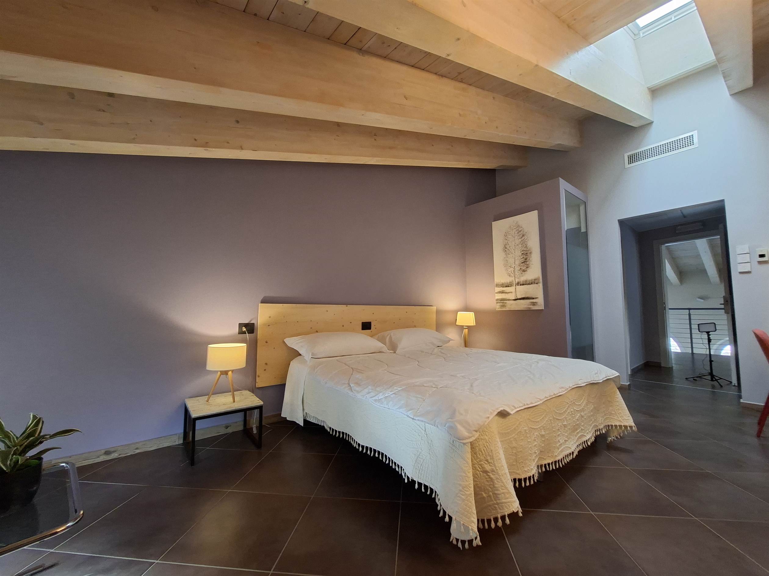 Mass Image Compressor Compressed this image. https://sourceforge.net/projects/icompress/ with Quality:68